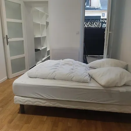 Le Champagnoles Apartment Reims